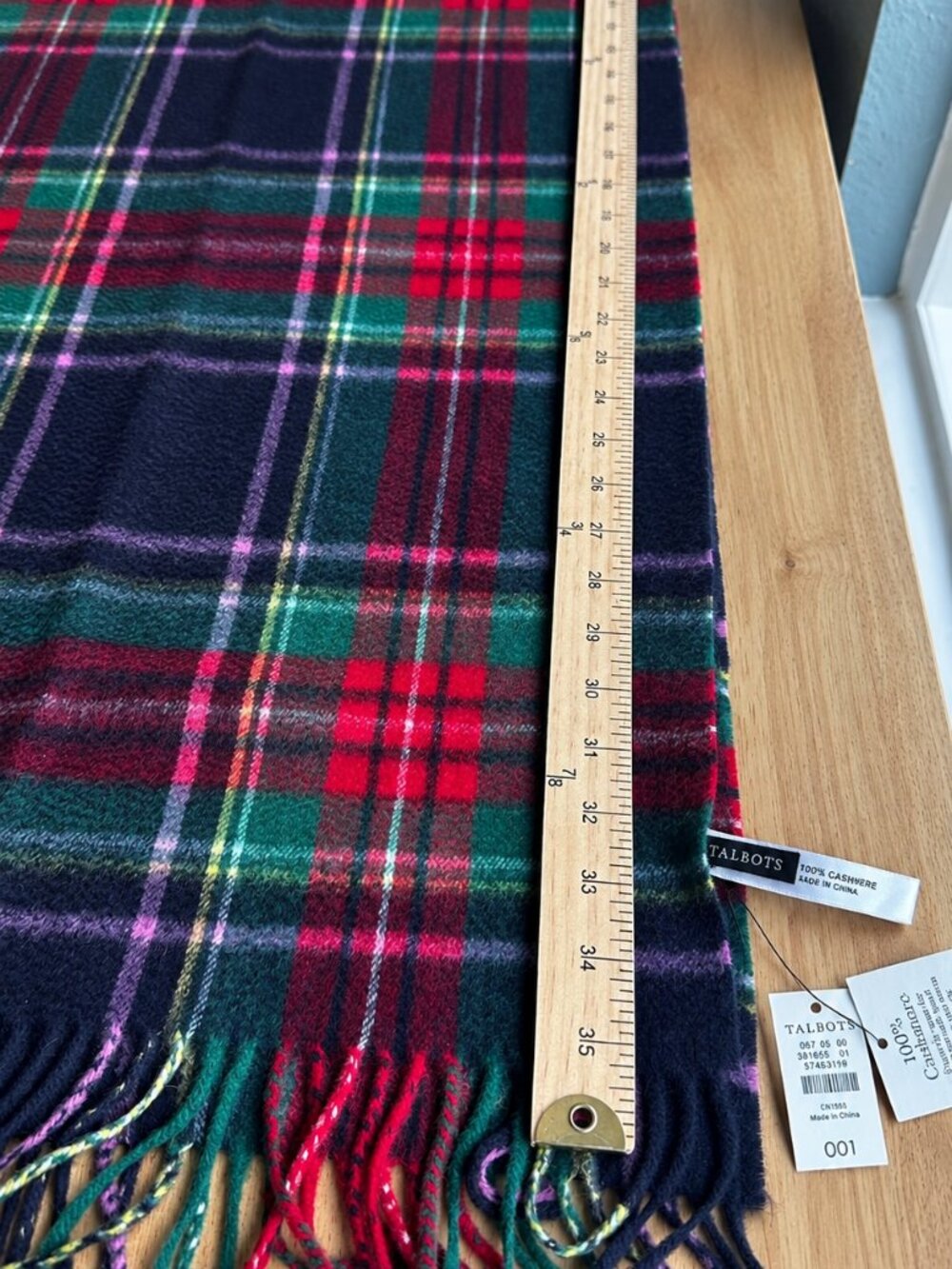 Talbots NWT 100% Cashmere Navy Blue Red Plaid Scarf Fringe 18x70 - Picture 5 of 6